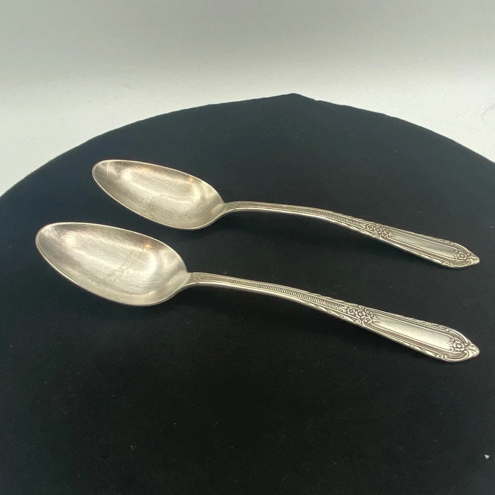 William Rogers IS Gardenia Silverplate Spoons Set of 2 Floral Art Deco 6